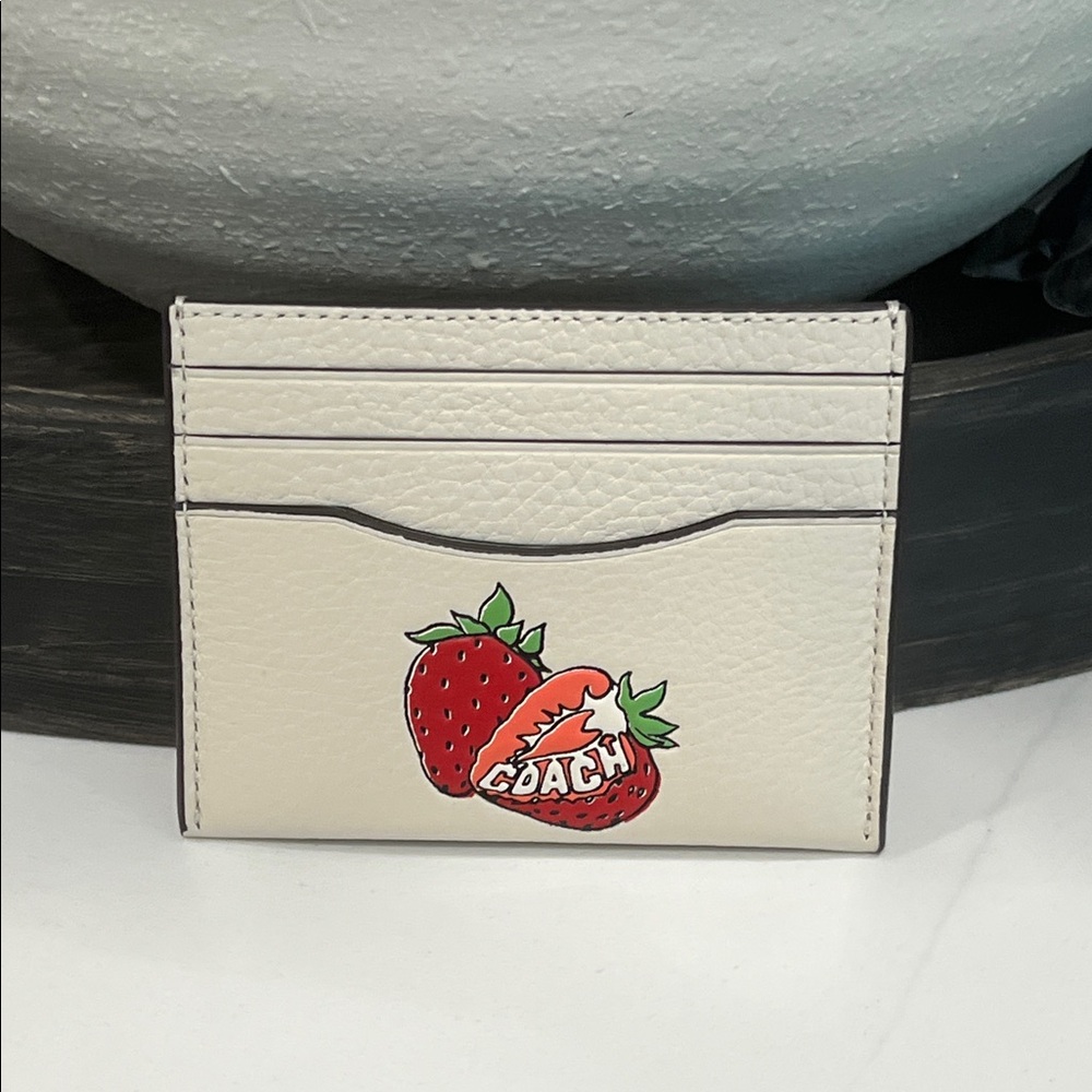🍓Cute. COACH 🍓Card Holder.